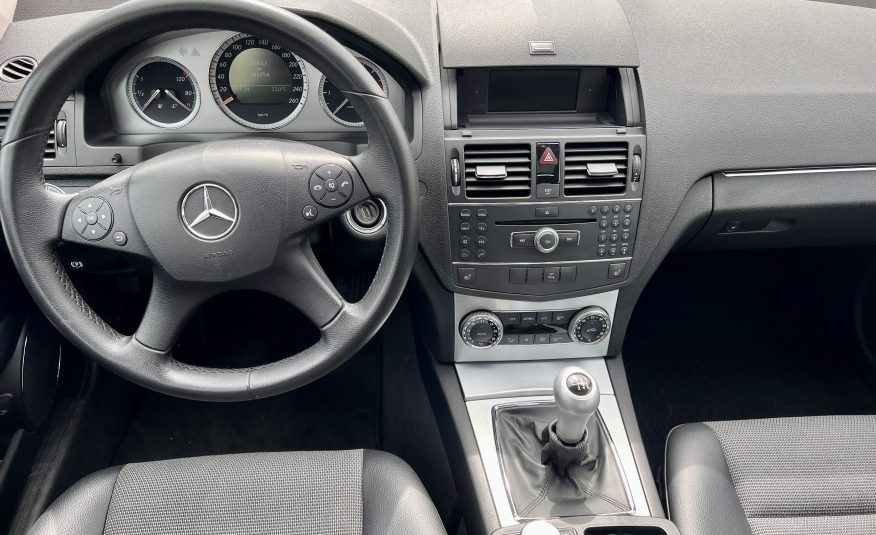 Mercedes Clase C 200CDI Avantgarde – Manual