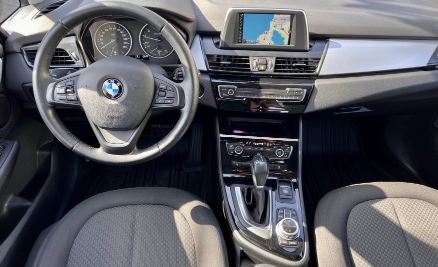 BMW Serie 2 Active Tourer 218i – Automático – Navegador